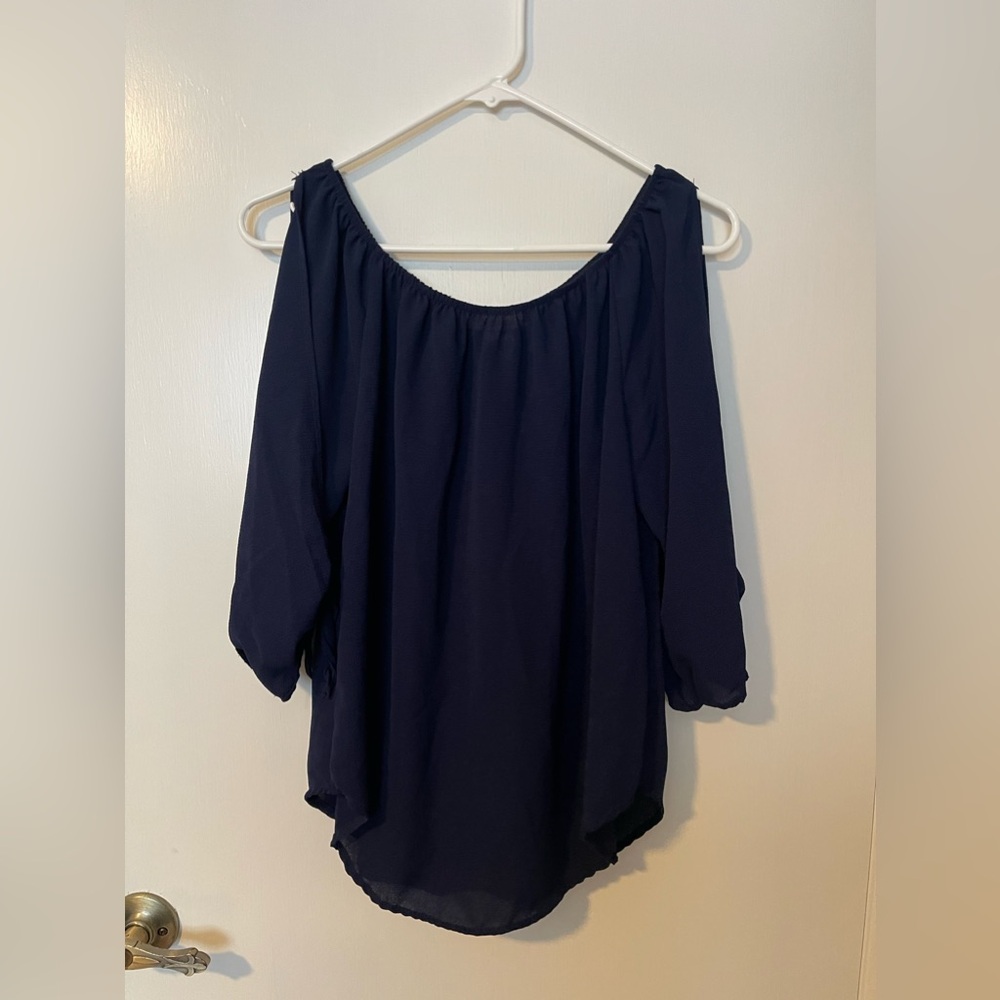 Womans top SMALL